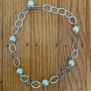 Costume pearl and silver chain choker